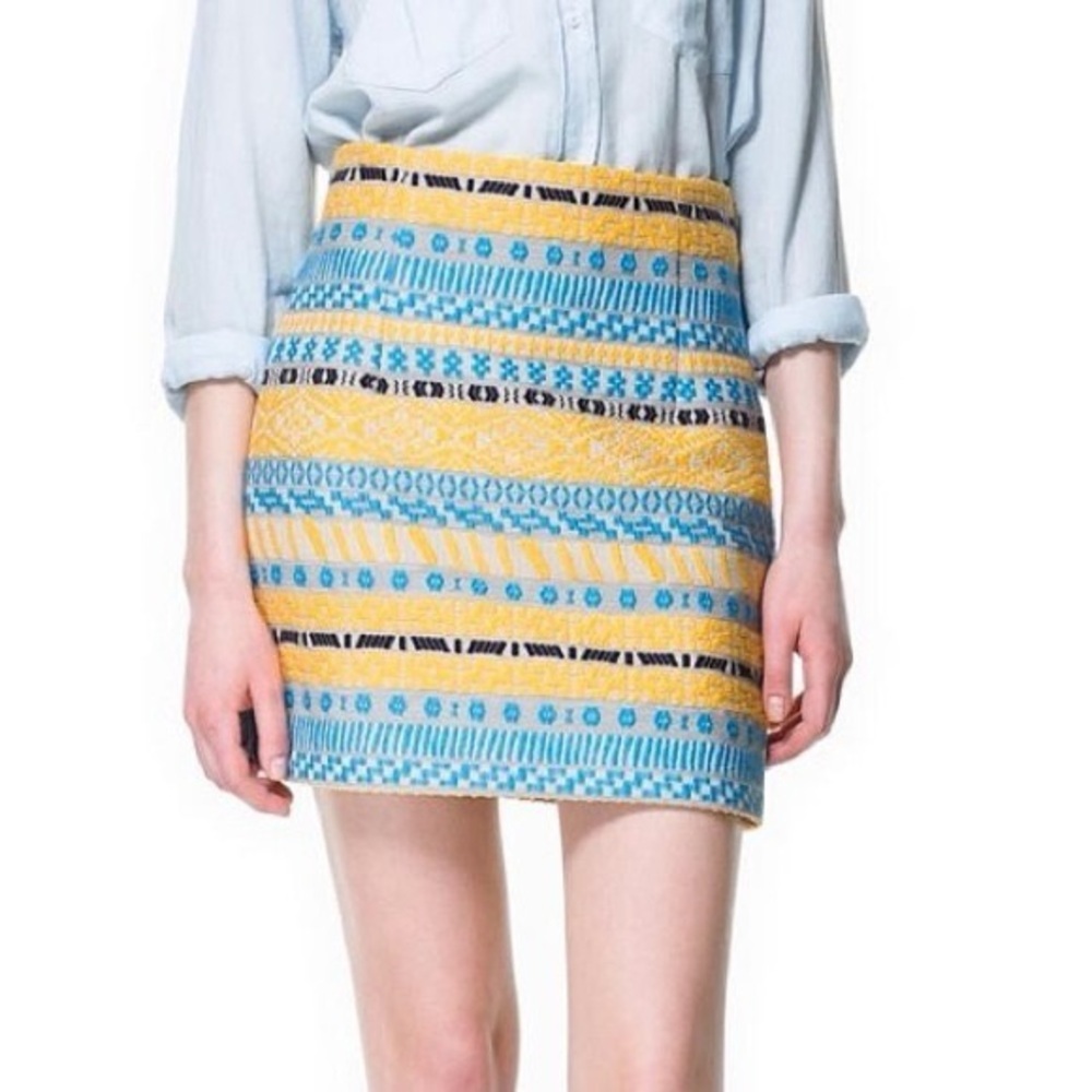Zara Women’s Jacquard Striped Patterned Mini Skirt XS